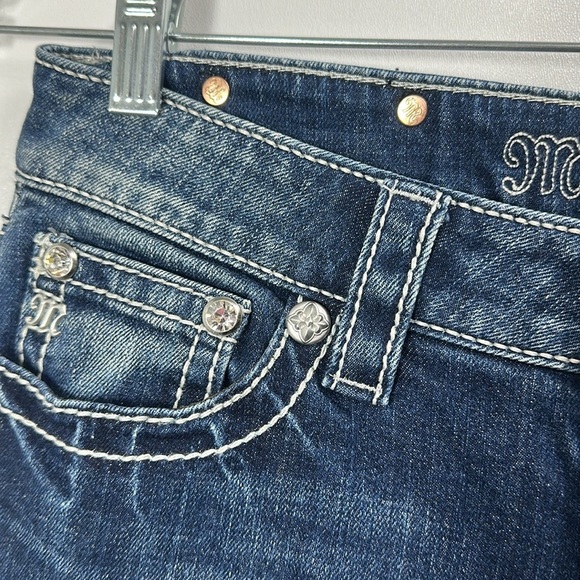 Miss Me  Woman’s Boot Cut jeans Dark Wash size 28 - Picture 6 of 14